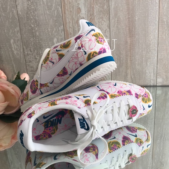 Nike Classic Cortez LX Floral W AUTHENTIC - Picture 6 of 7